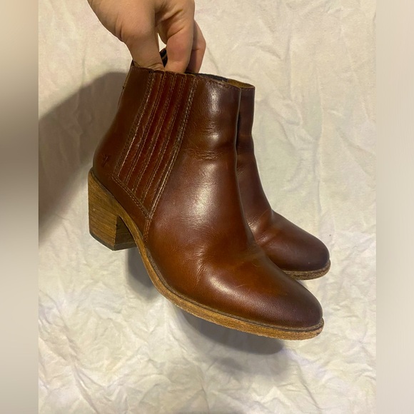 Frye Shoes - Frye: brown leather ankle boots